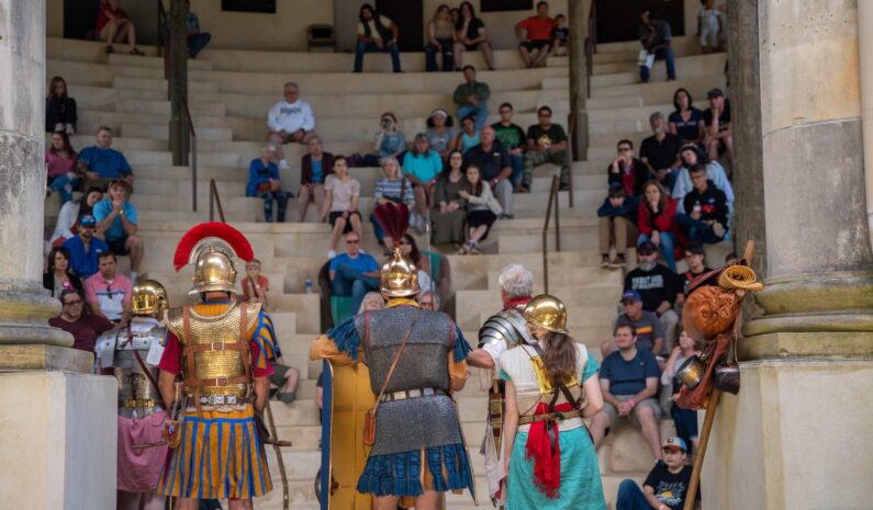 roman-army-day-amphitheatre-visit-lagrange